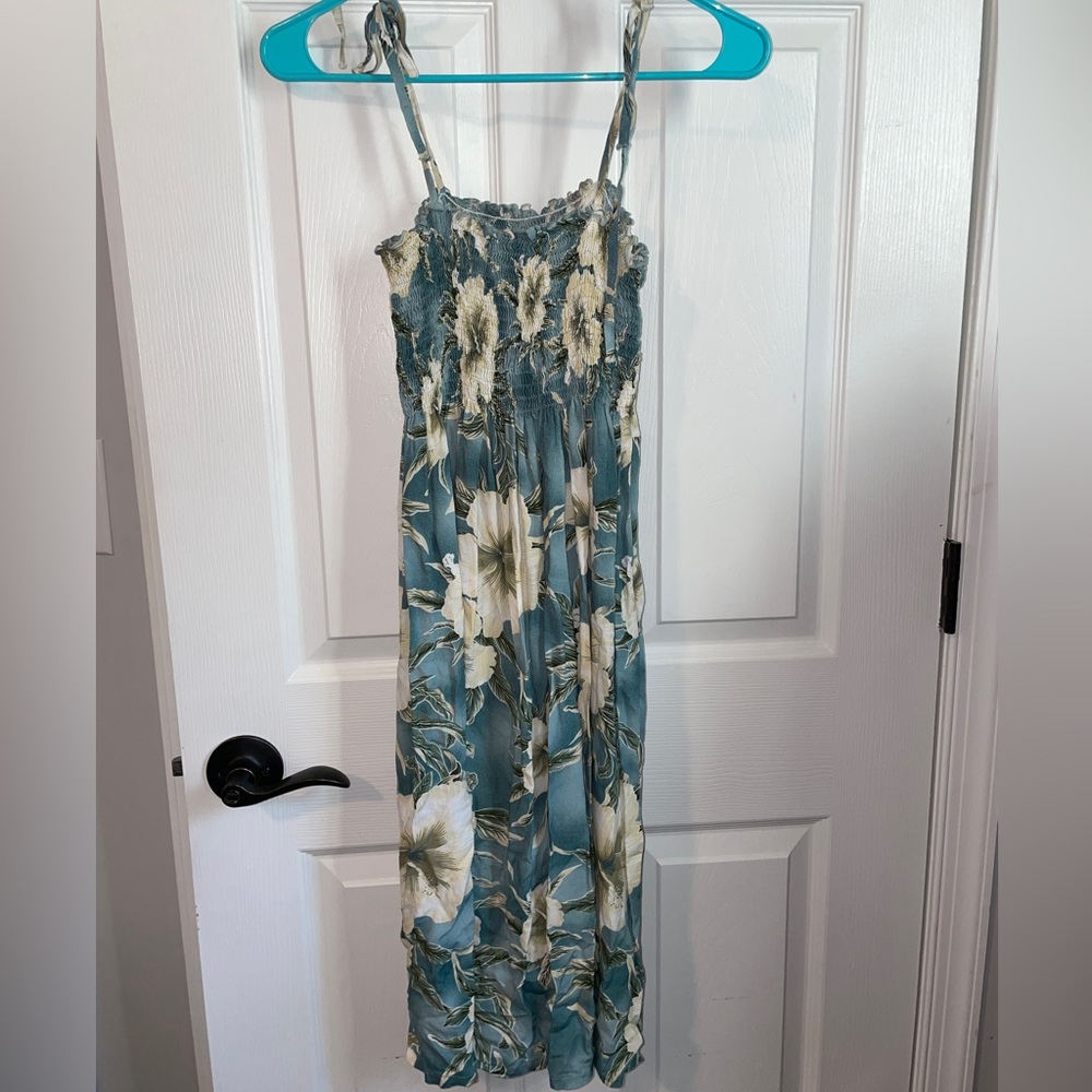 Hawaii Station | One Size | Perfect Condition